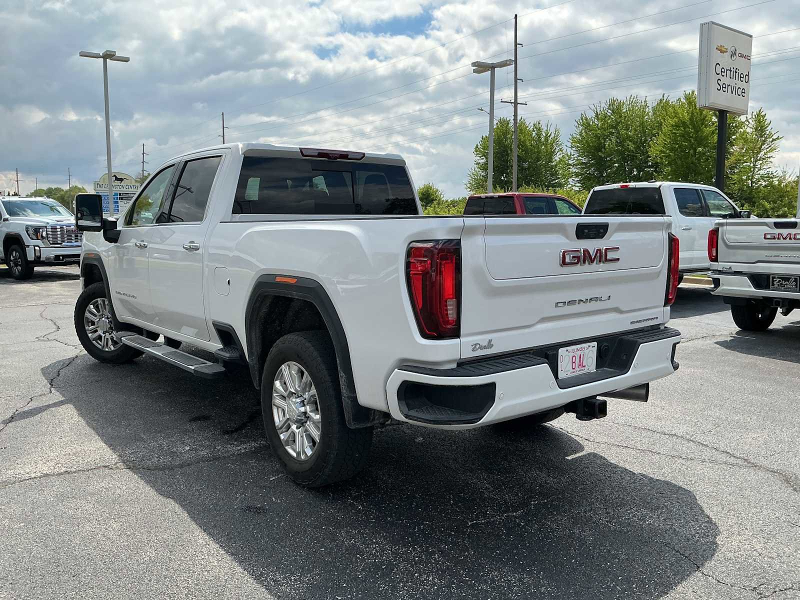 Used 2023 GMC Sierra 2500 Denali w/ Denali Ultimate Package AWD/4WD image 5