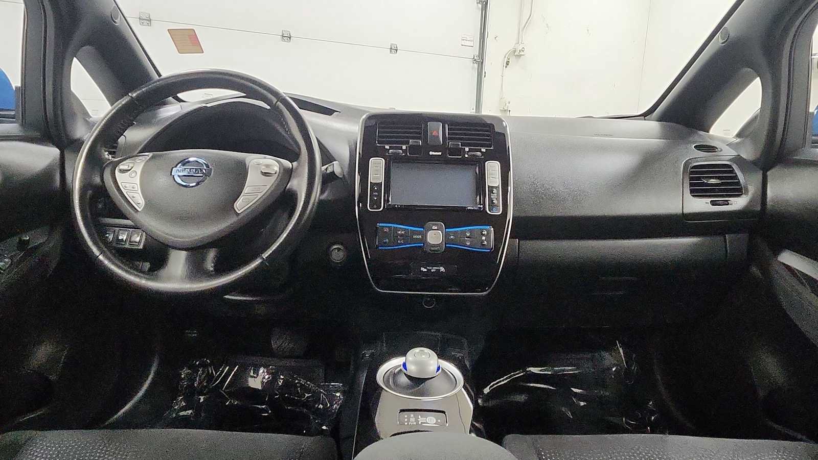 Used 2013 Nissan Leaf SV w/ LED & Quick Charge Pkg FWD image 25