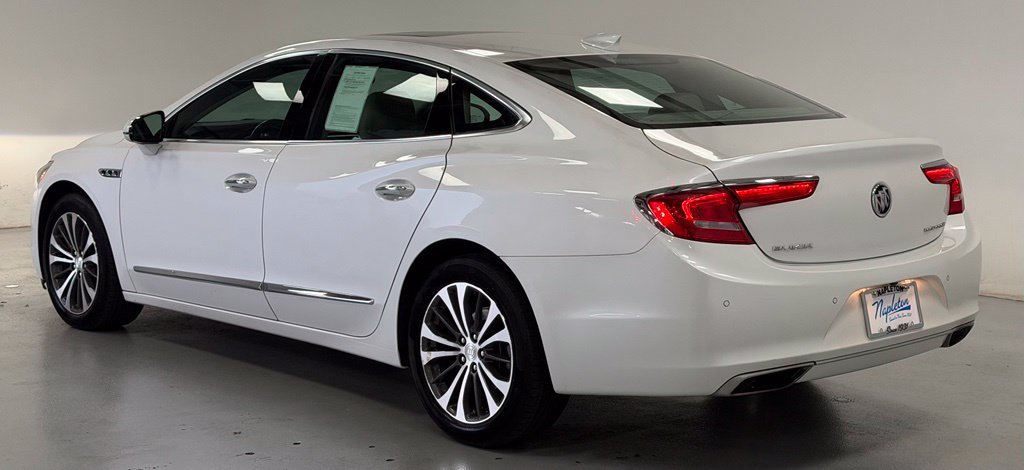 Used 2017 Buick LaCrosse Essence w/ Sun and Shade Package FWD image 4