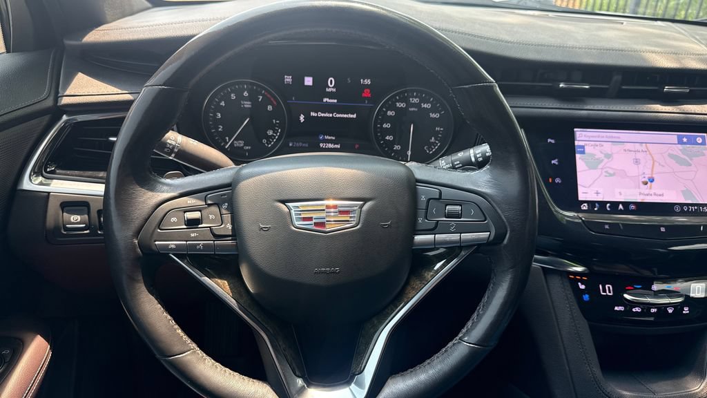 Used 2020 Cadillac XT6 Premium Luxury AWD/4WD image 25