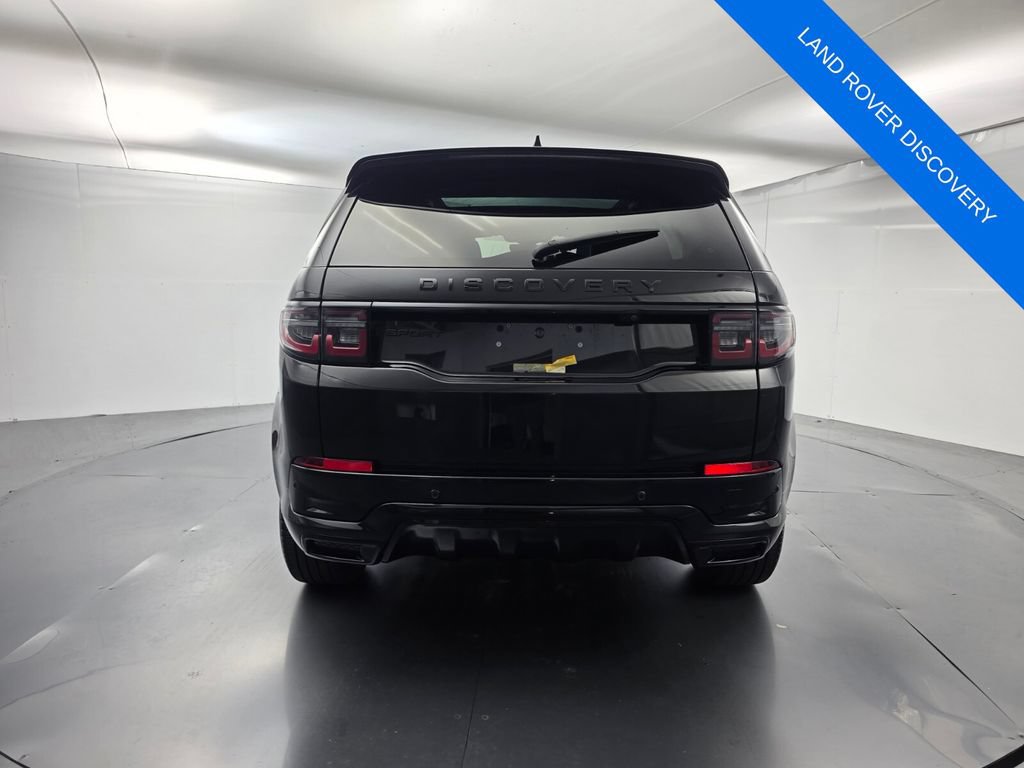 Used 2024 Land Rover Discovery Sport Dynamic SE AWD/4WD image 5