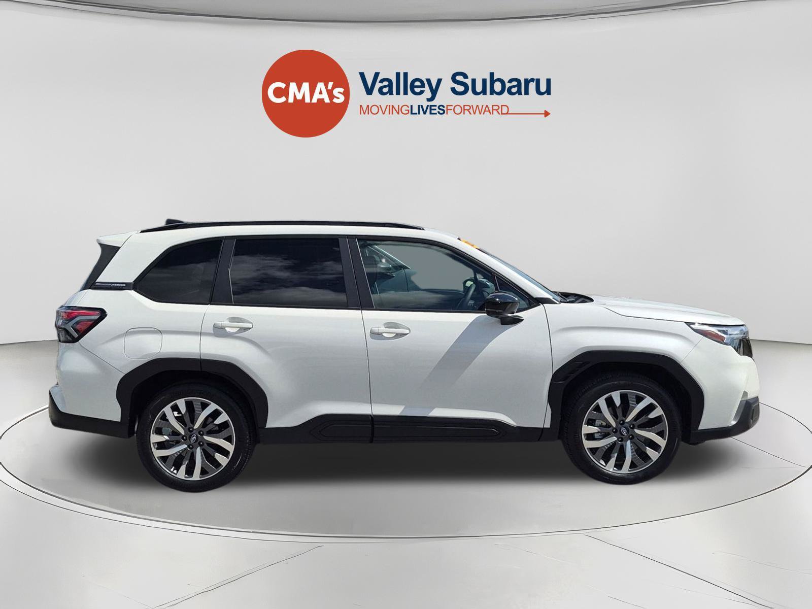 Used 2025 Subaru Forester Touring AWD/4WD image 6