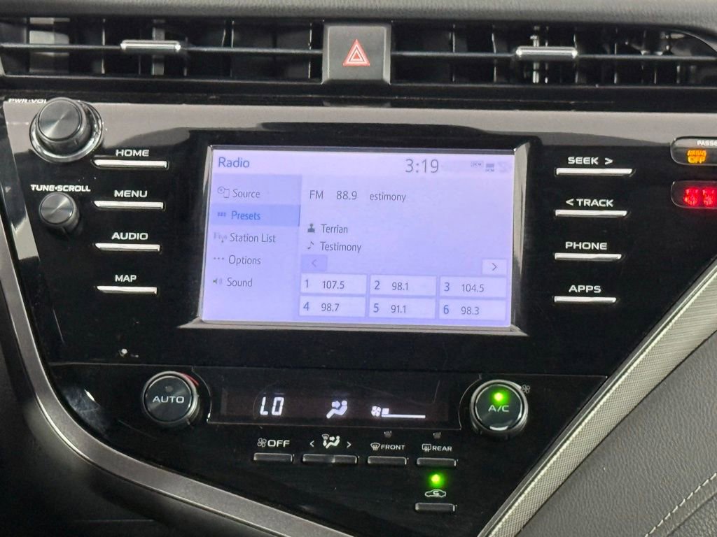 Used 2019 Toyota Camry SE image 27