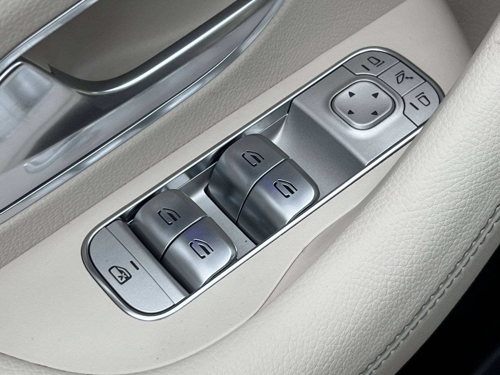 New 2026 Mercedes-Benz GLE 580 4MATIC image 20