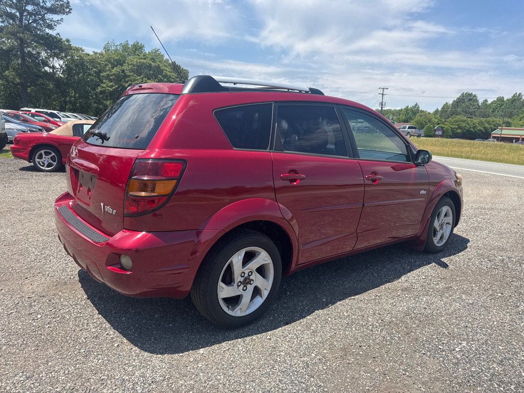 Used 2004 Pontiac Vibe w/ Moon And Tunes Value Package FWD image 10