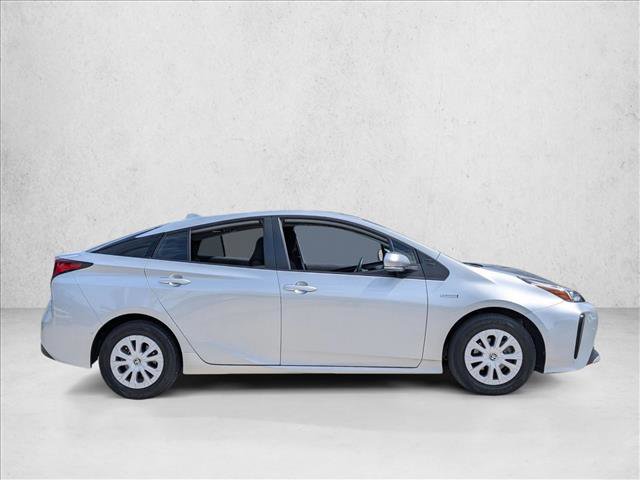 Used 2022 Toyota Prius LE image 4