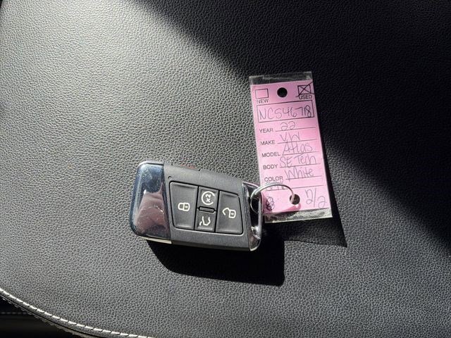 Certified 2022 Volkswagen Atlas SE w/ Black Wheel Package image 47