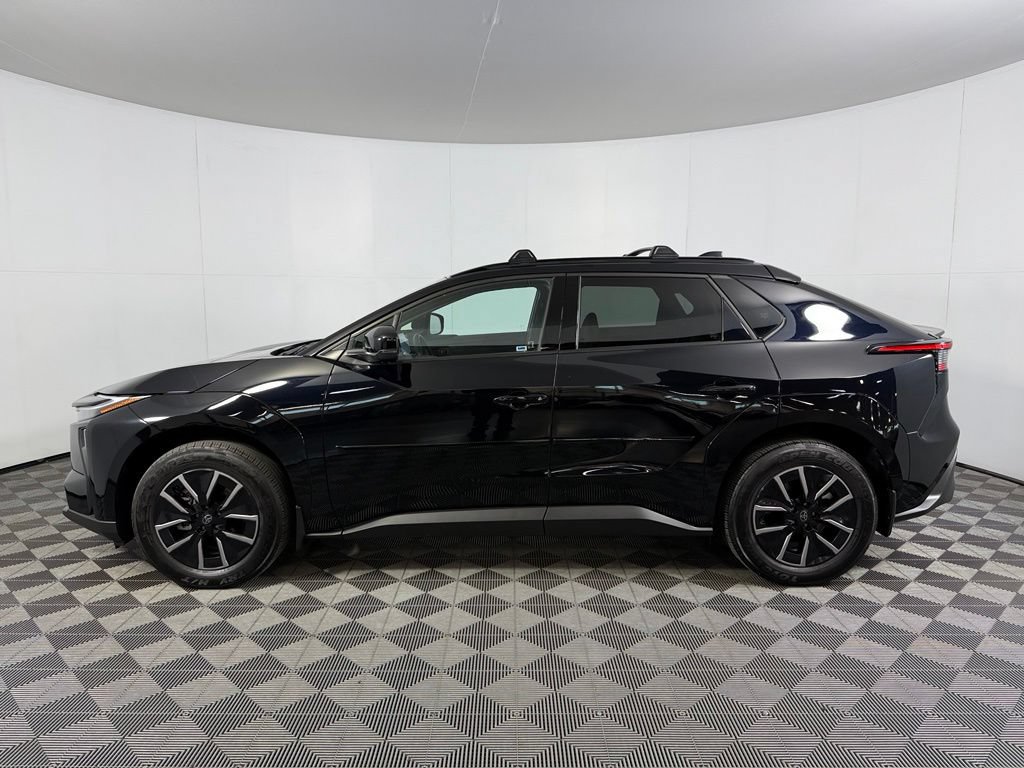 Used 2026 Toyota bZ FWD image 10