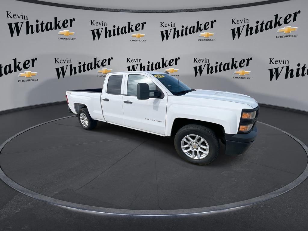 Used 2015 Chevrolet Silverado 1500 W/T w/ WT Convenience Package AWD/4WD image 2