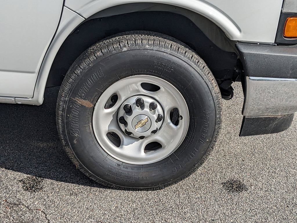 New 2025 Chevrolet Express 3500 Extended w/ Driver Convenience Package image 13