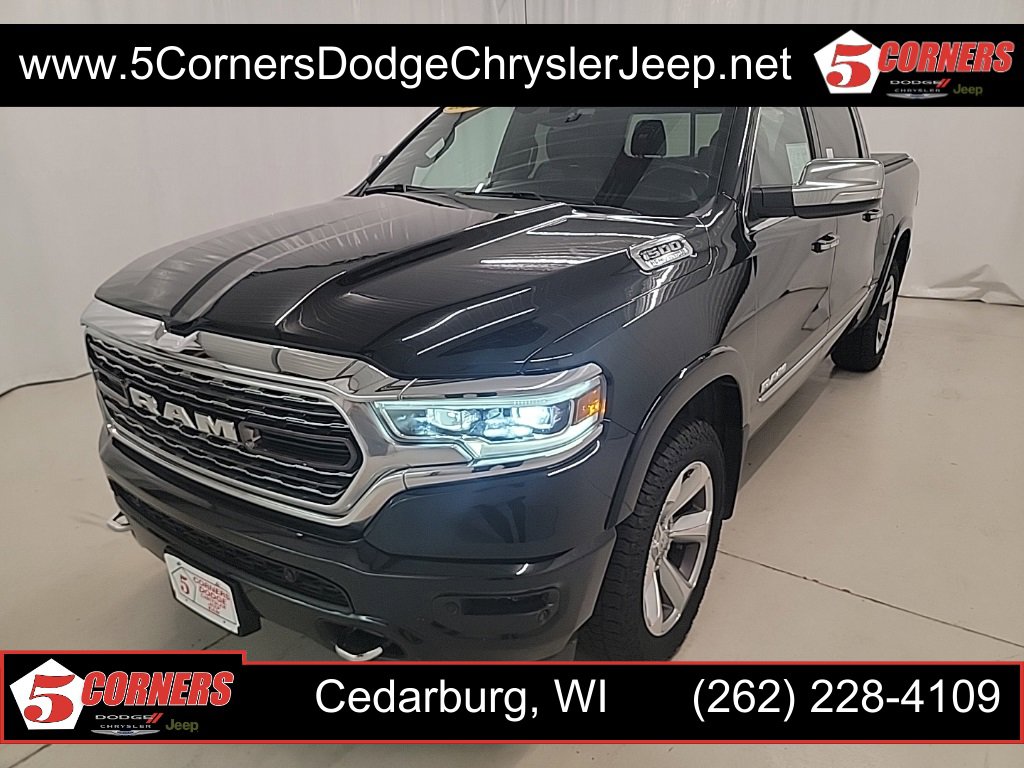 Used 2022 RAM 1500 Limited w/ Body-Colour Bumper Group image 1