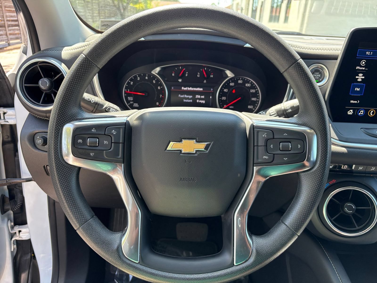 Used 2025 Chevrolet Blazer LT FWD image 30