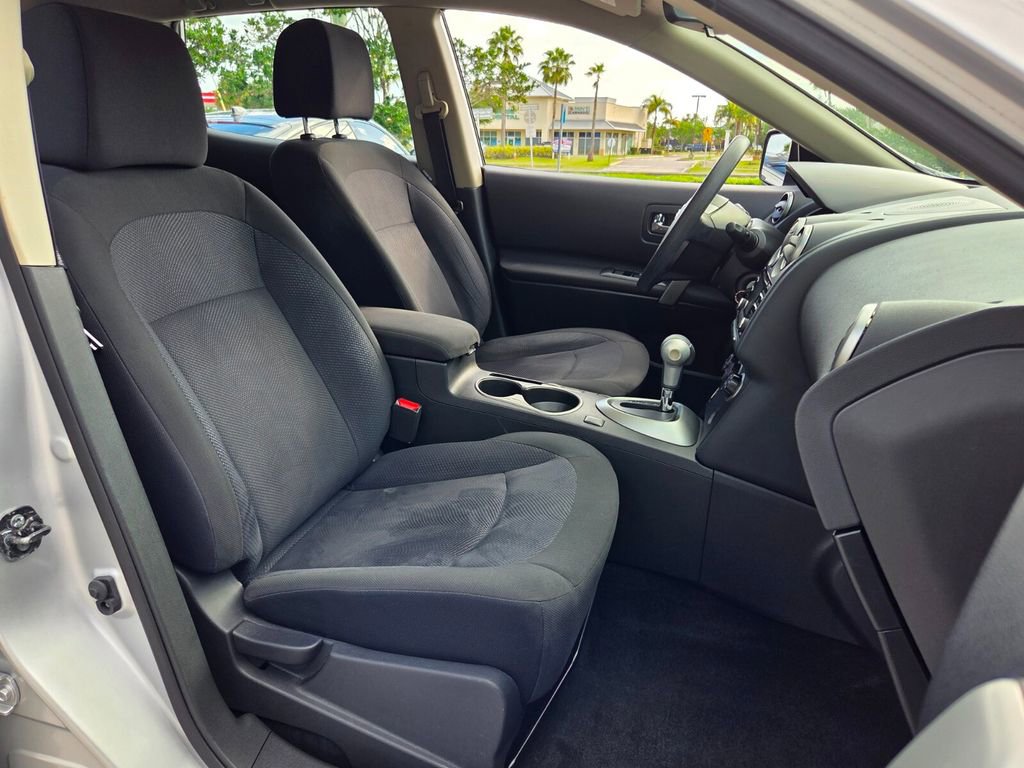 Used 2015 Nissan Rogue S w/ Convenience Package image 17