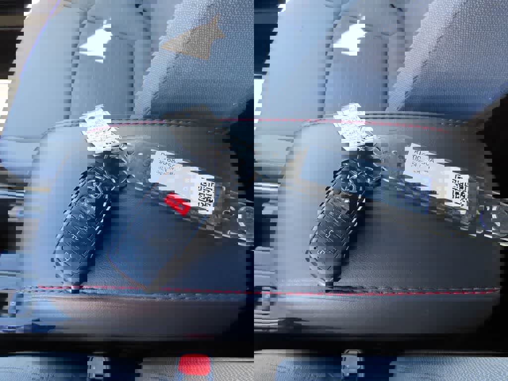 Used 2024 Toyota Corolla SE image 27