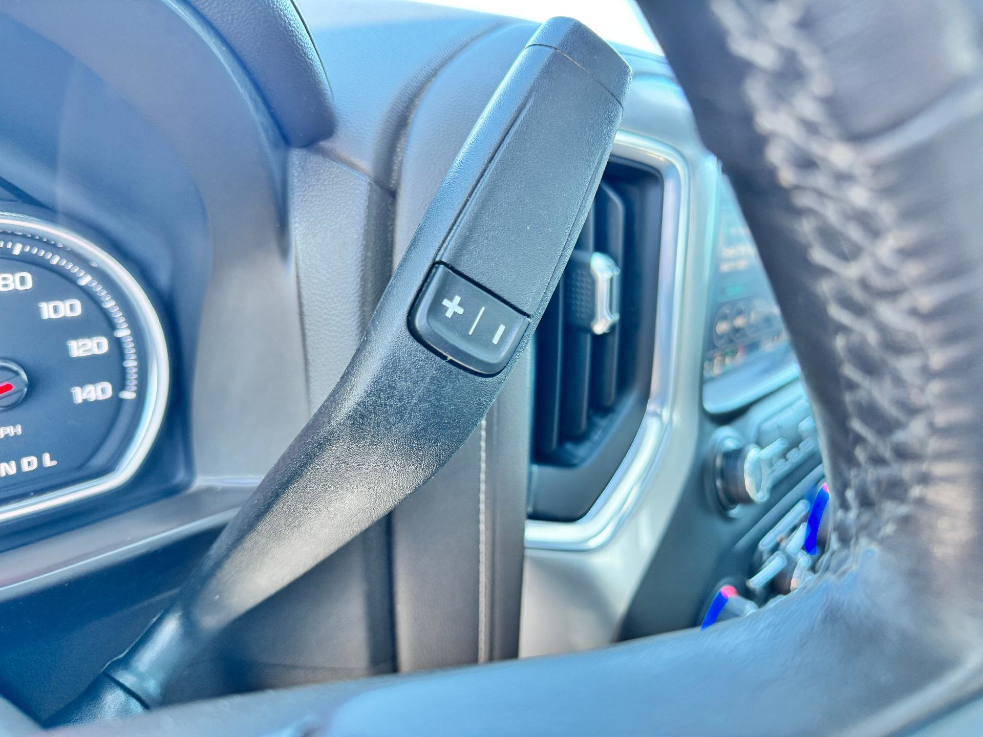 Used 2021 Chevrolet Silverado 1500 LTZ w/ LTZ Premium Package image 29