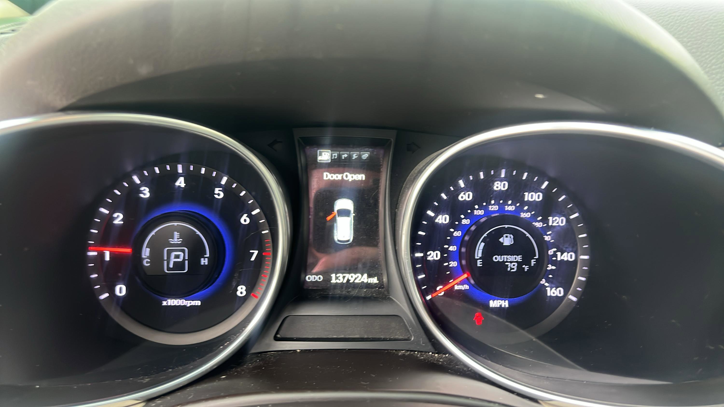 Used 2016 Hyundai Santa Fe SE w/ Option Group 03 image 12