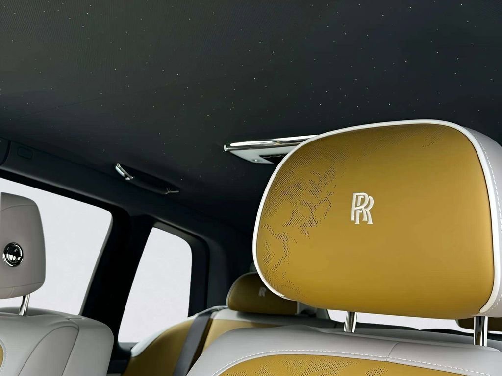 New 2026 Rolls-Royce Cullinan AWD/4WD image 14