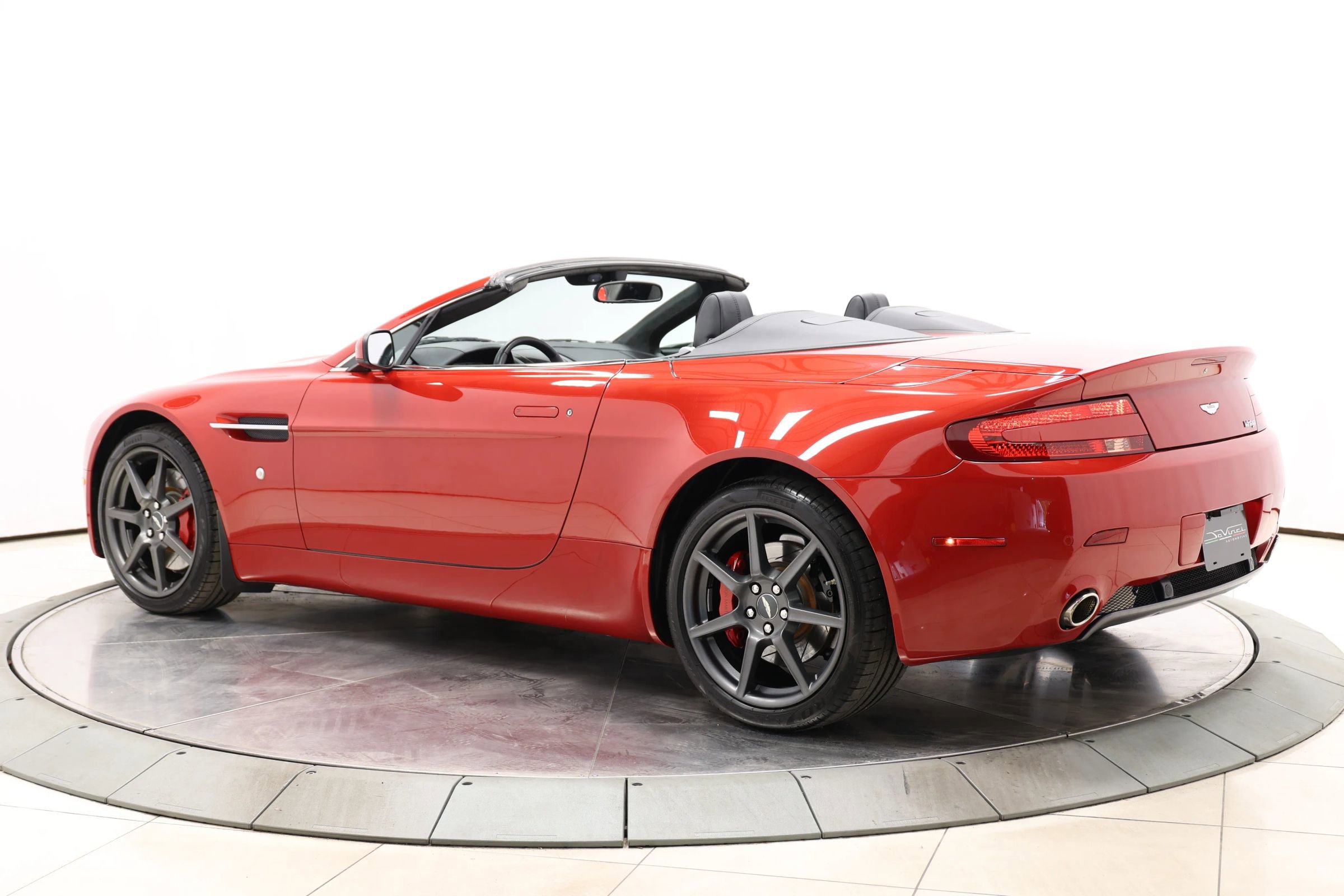Used 2008 Aston Martin V8 Vantage Roadster RWD image 43