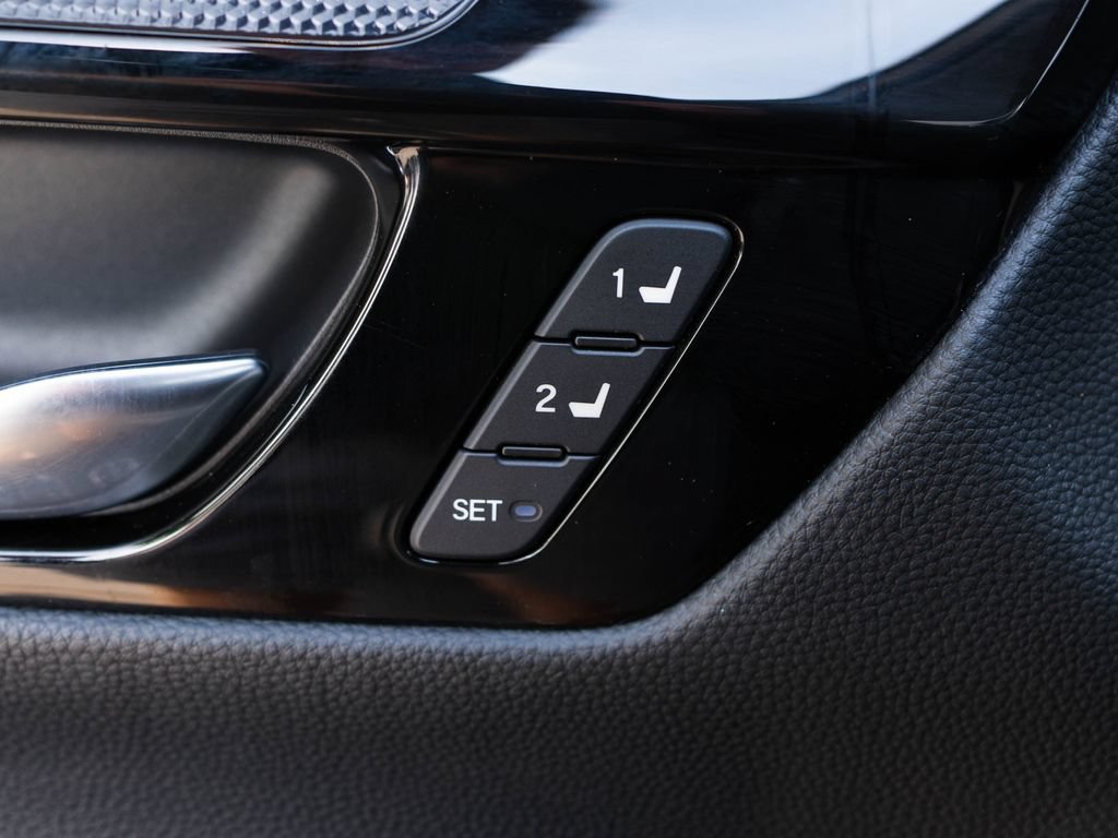 Used 2024 Honda CR-V EX-L image 26