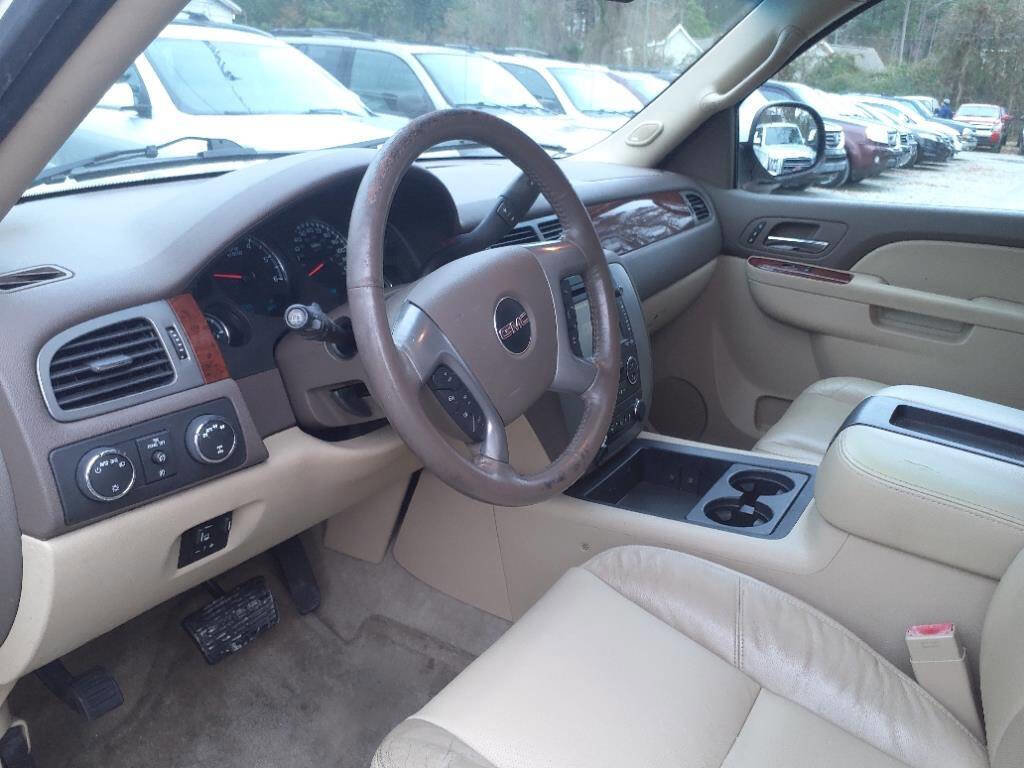 Used 2014 GMC Yukon XL SLT image 15