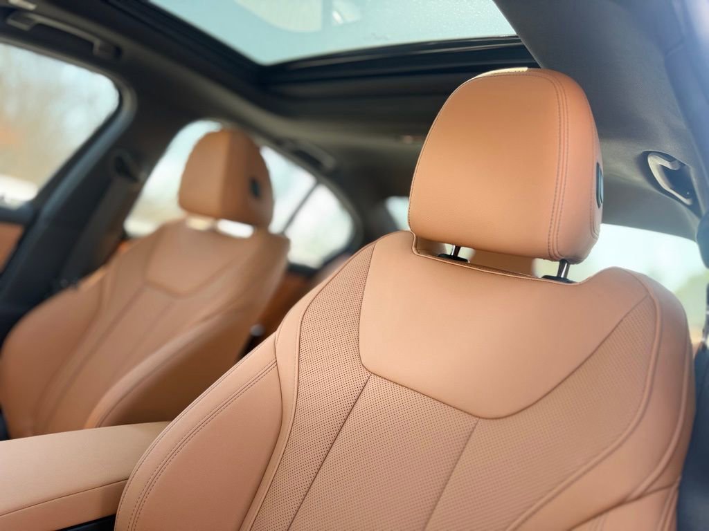 New 2026 BMW 330i xDrive 330i xDrive w/ M Sport Package image 14