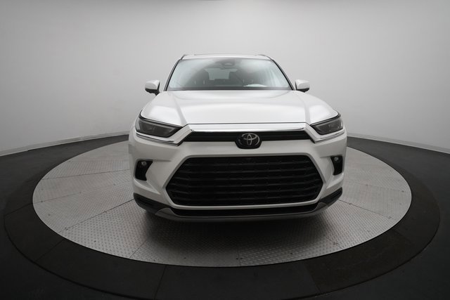 Used 2024 Toyota Grand Highlander Limited image 11