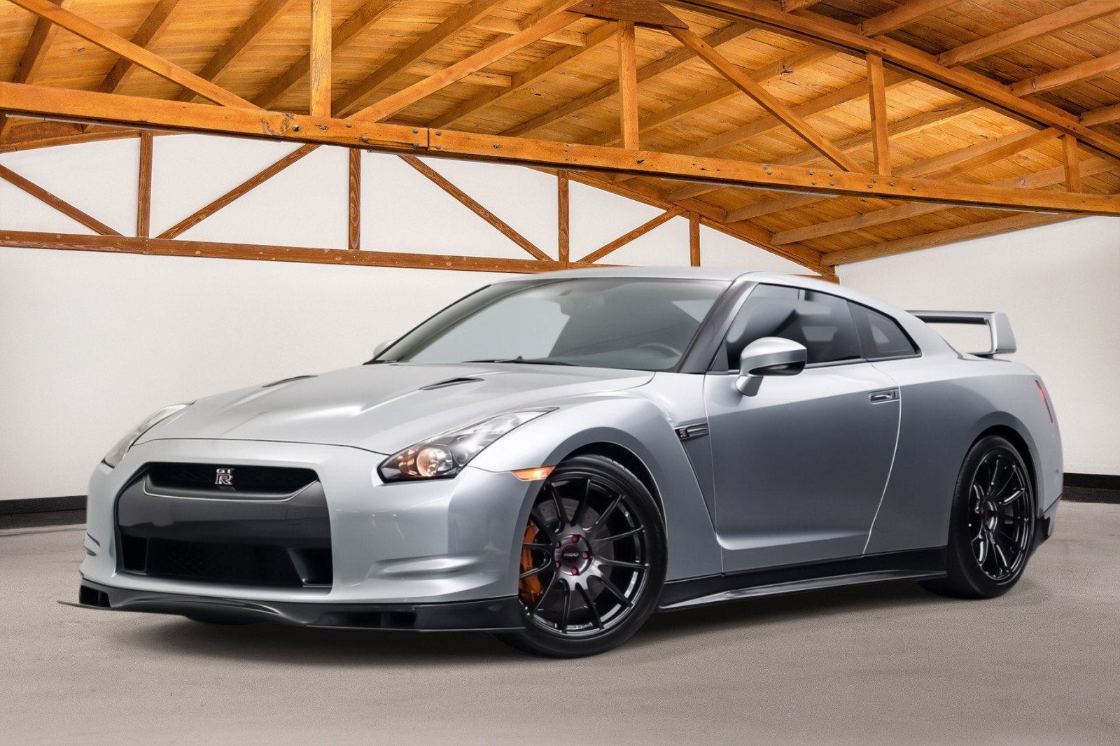 Used 2009 Nissan GT-R Premium