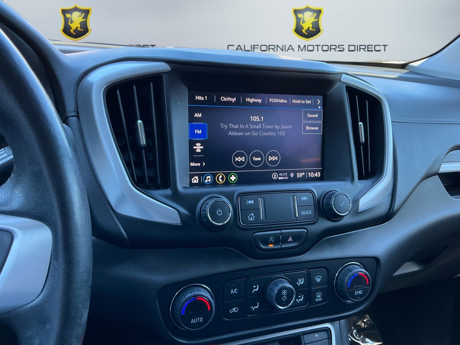 Used 2022 GMC Terrain SLT image 14