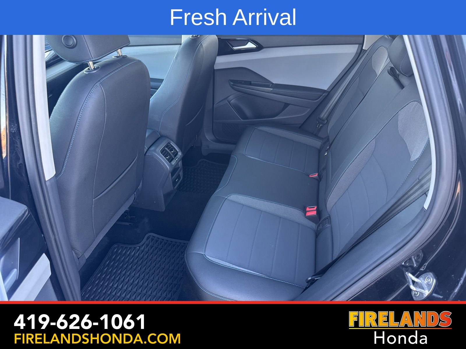 Used 2024 Volkswagen Taos SE image 25