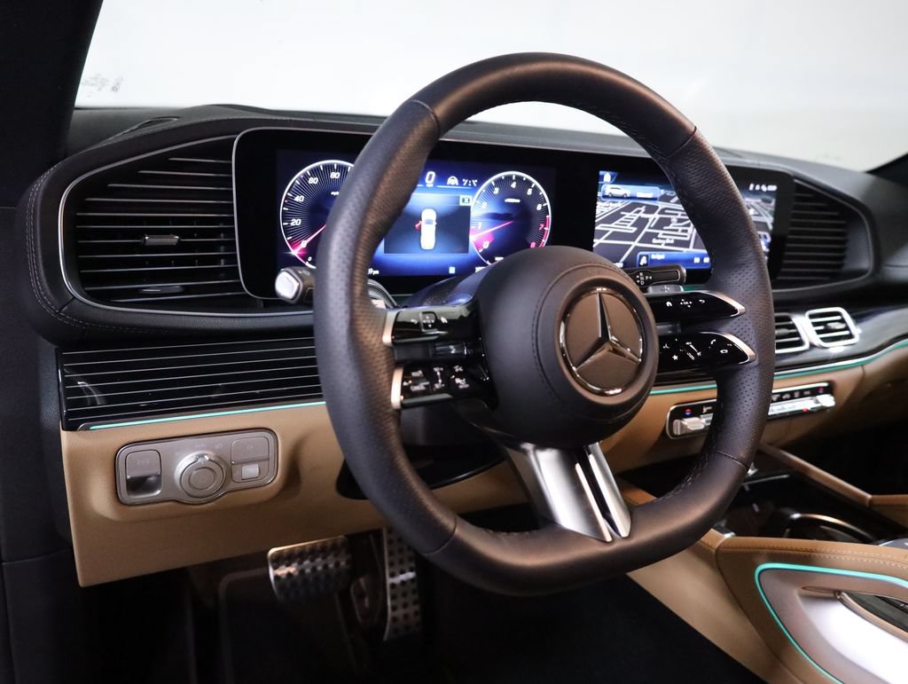 Used 2026 Mercedes-Benz GLS 580 4MATIC image 35