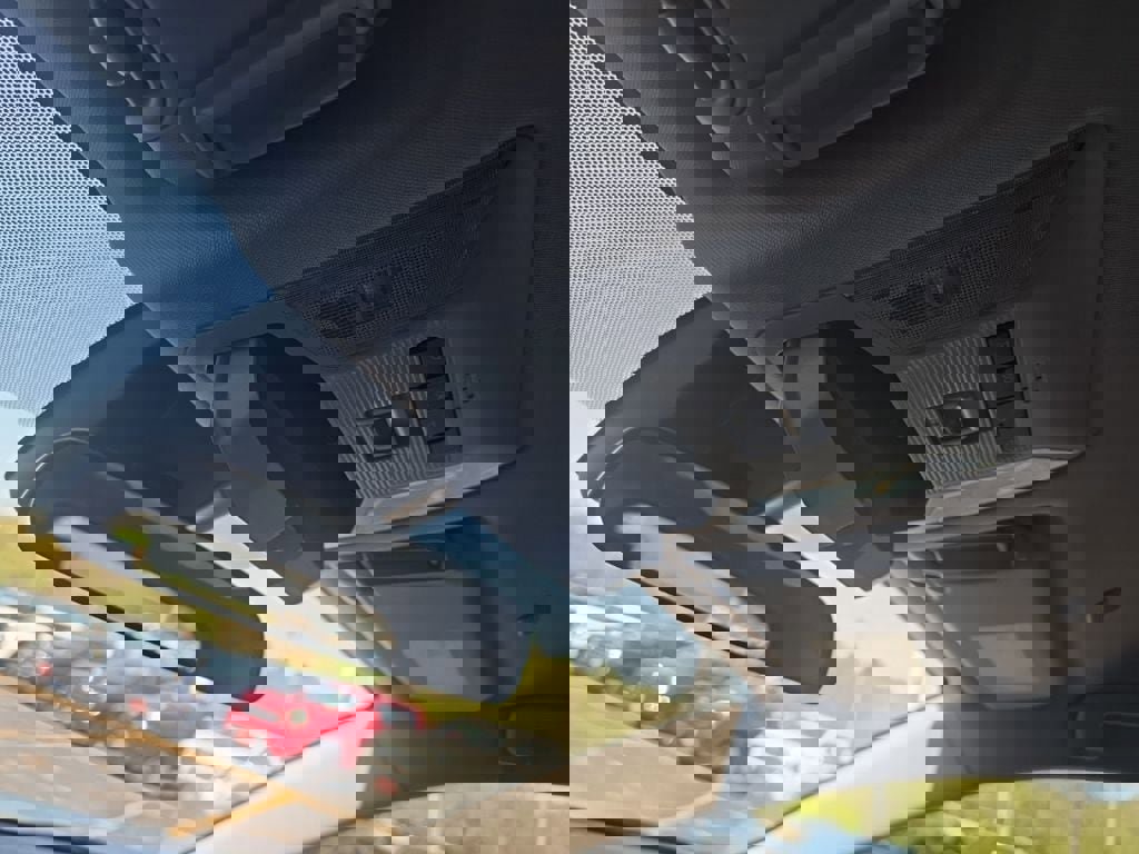 Used 2023 Toyota RAV4 XLE image 28