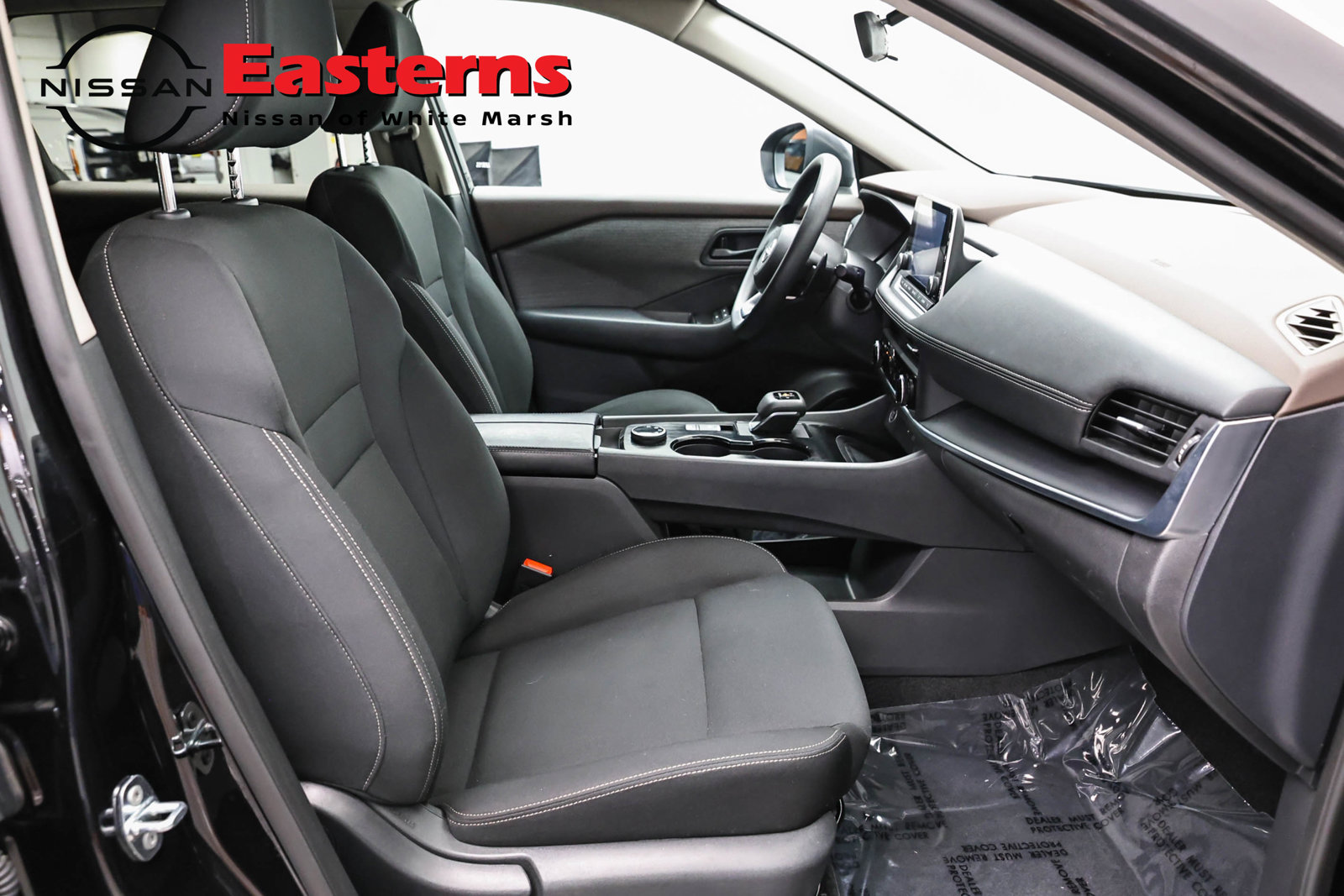 Used 2023 Nissan Rogue S AWD/4WD image 24
