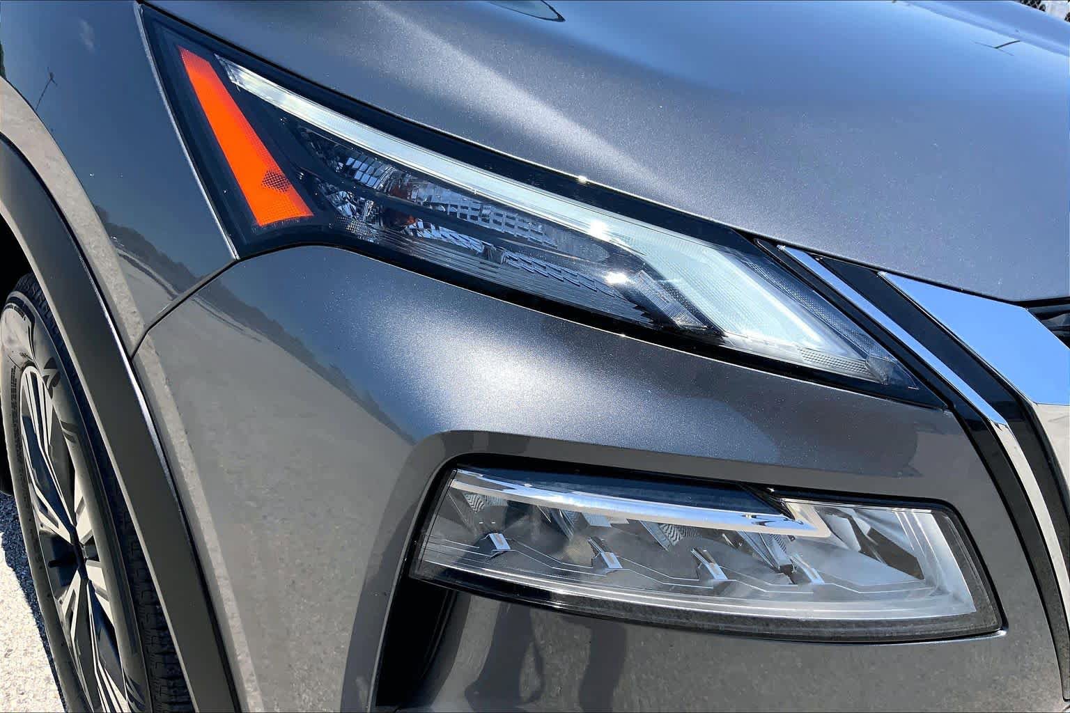 Used 2023 Nissan Rogue SV w/ SV Premium B Package FWD image 27