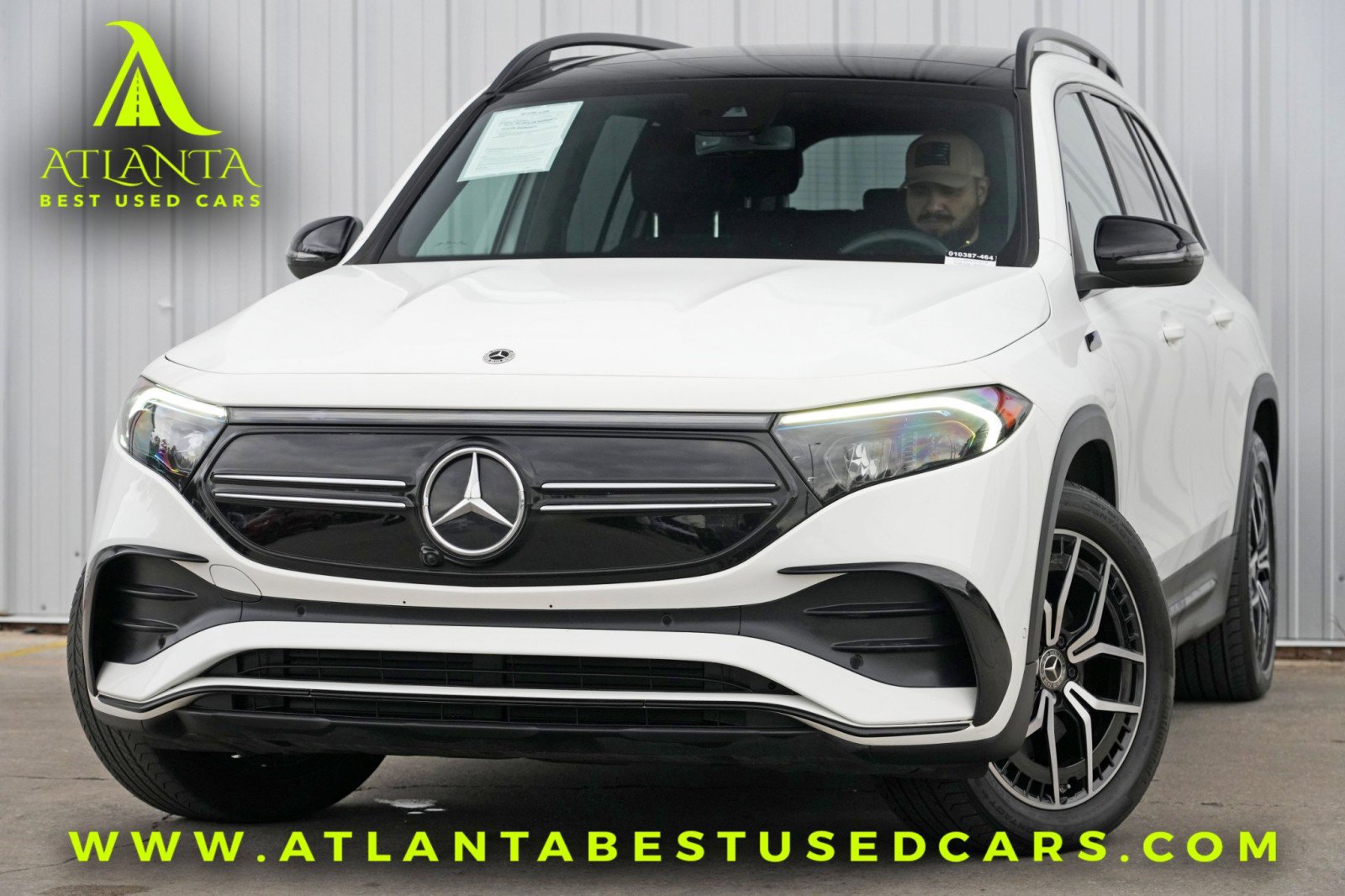 Used 2022 Mercedes-Benz EQB 350 4MATIC image 1
