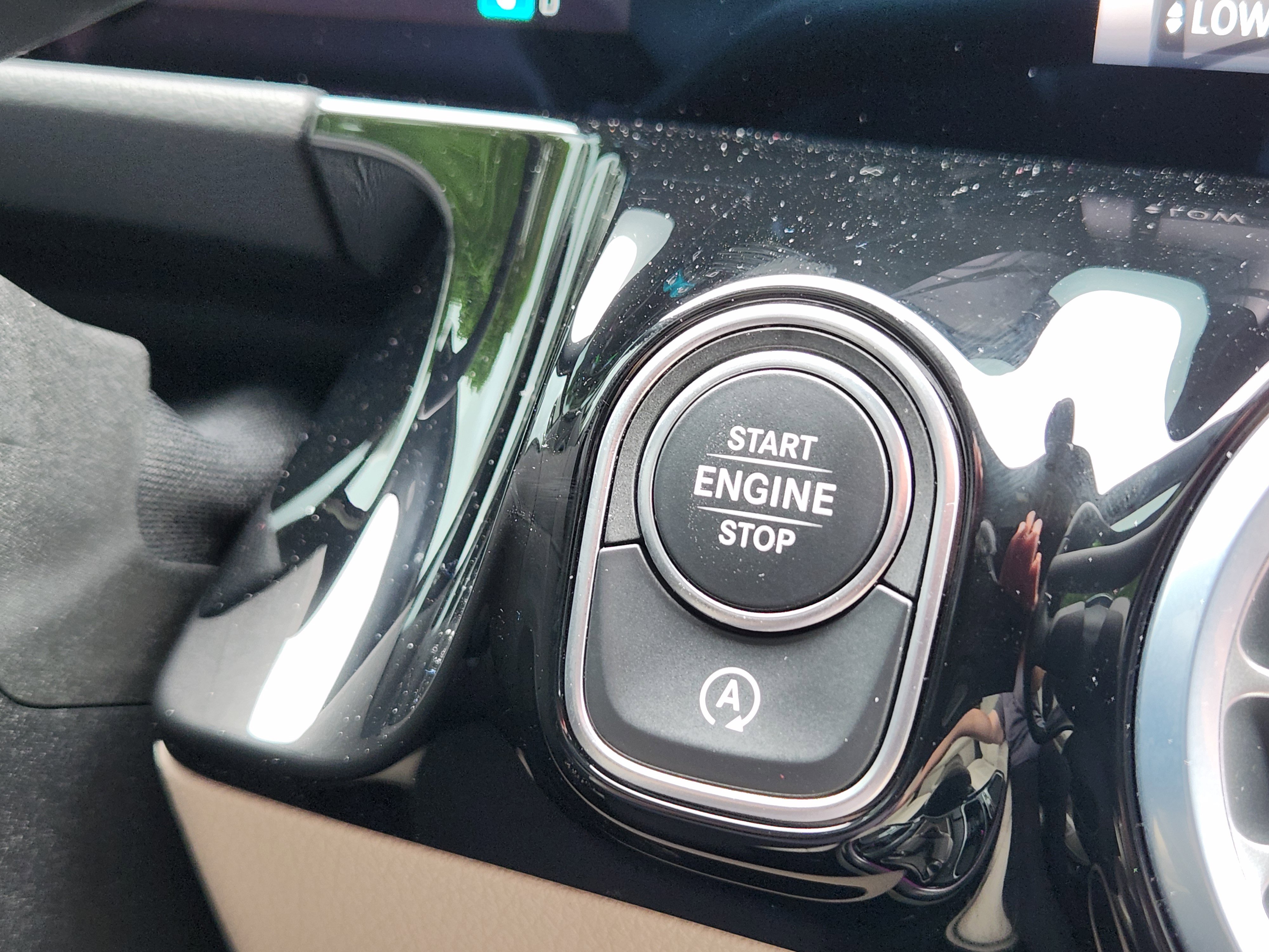 Used 2025 Mercedes-Benz GLA 250 image 30