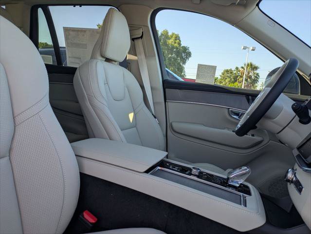 New 2026 Volvo XC90 T8 Ultra w/ Protection Package Premier AWD/4WD image 14