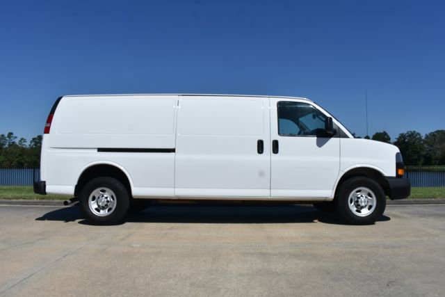 Used 2023 Chevrolet Express 2500 Extended w/ Driver Convenience Package RWD image 3