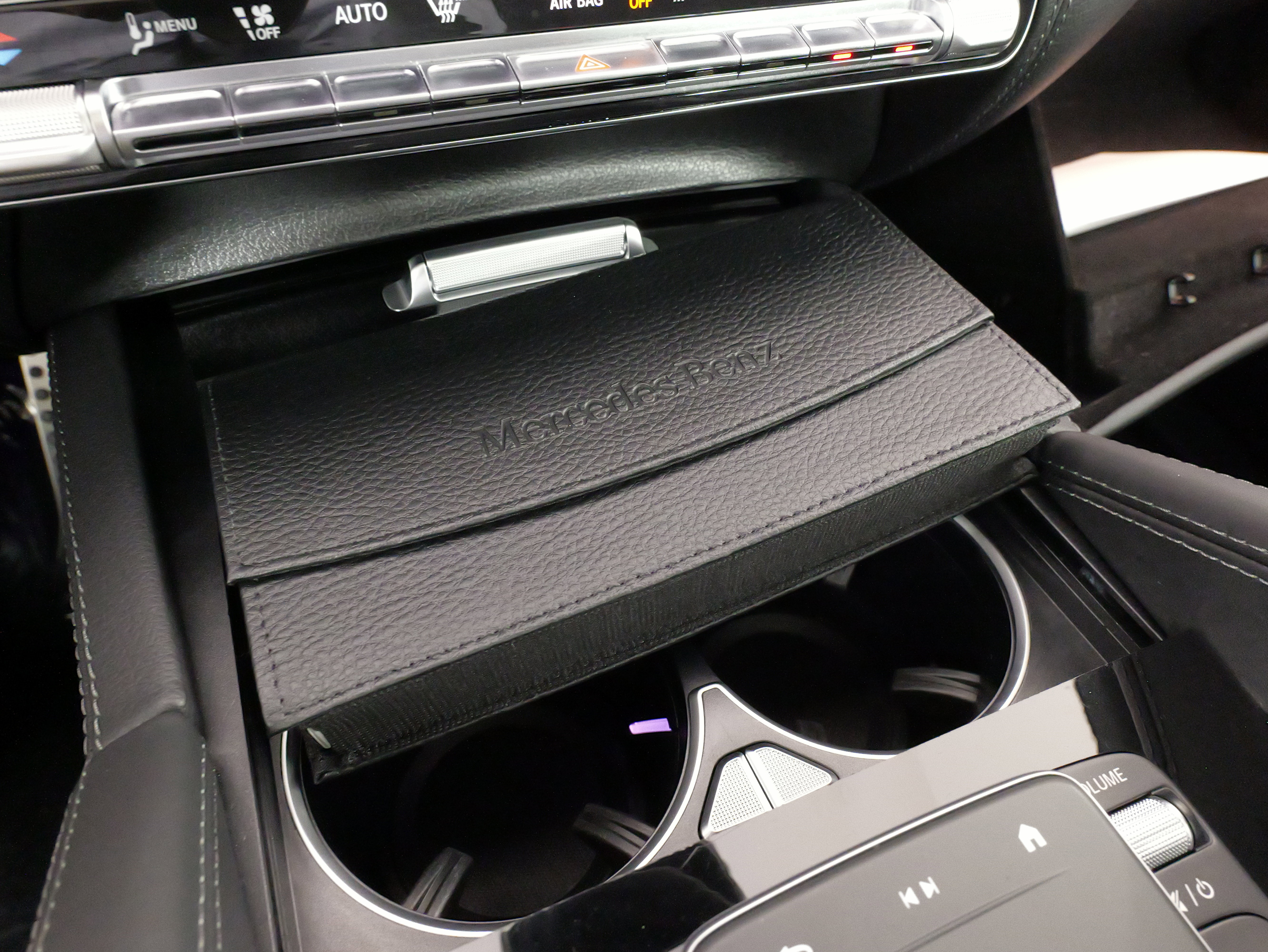 Used 2025 Mercedes-Benz GLE 53 AMG 4MATIC w/ Acoustic Comfort Package image 56