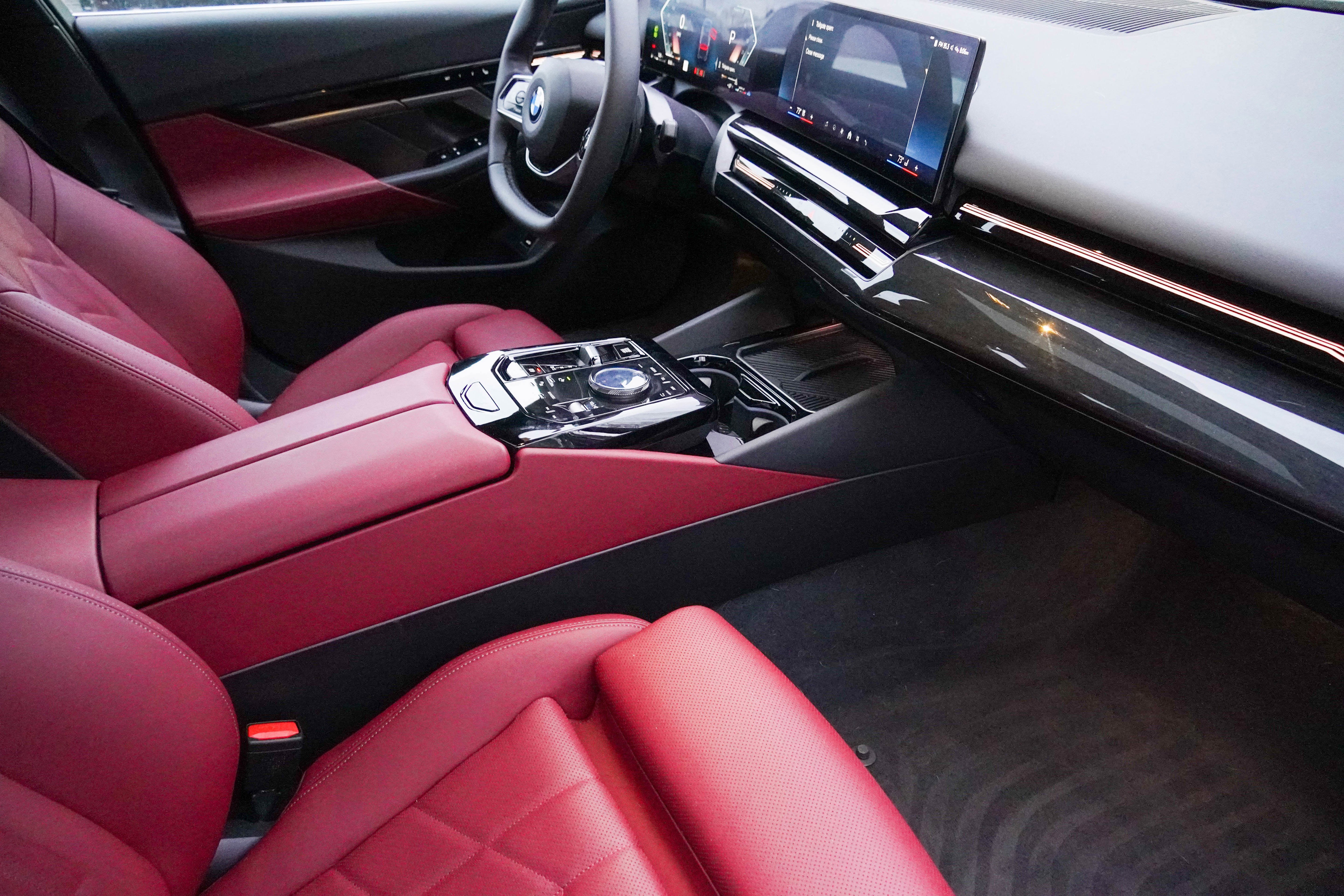 Certified 2026 BMW 530i xDrive image 10