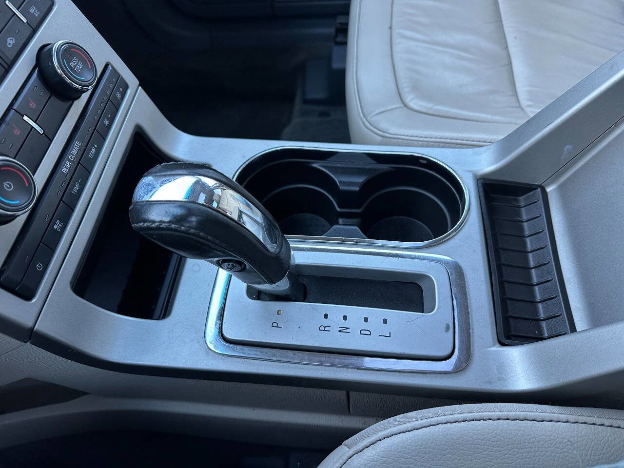 Used 2009 Ford Flex SEL image 56