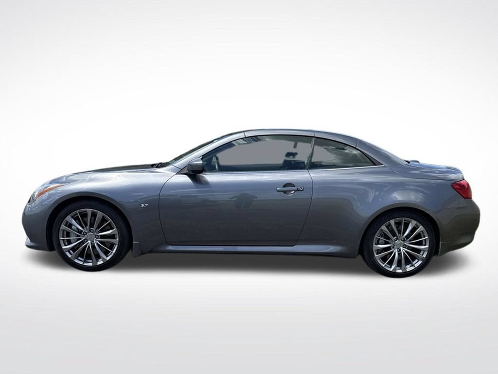 Used 2014 INFINITI Q60 Convertible w/ Premium Package RWD image 3