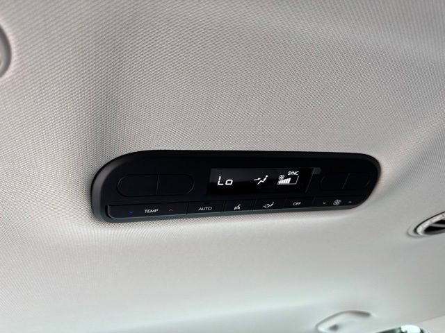 Used 2026 Hyundai Palisade SEL FWD image 12