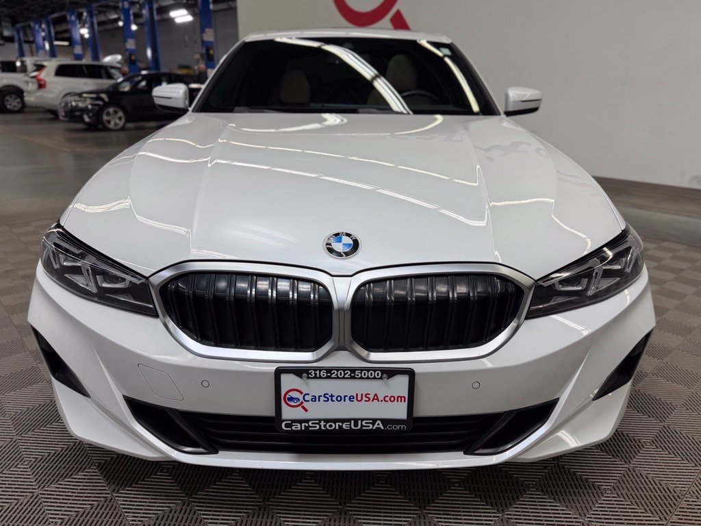 Used 2023 BMW 330i Sedan w/ Driving Assistance Package RWD image 2