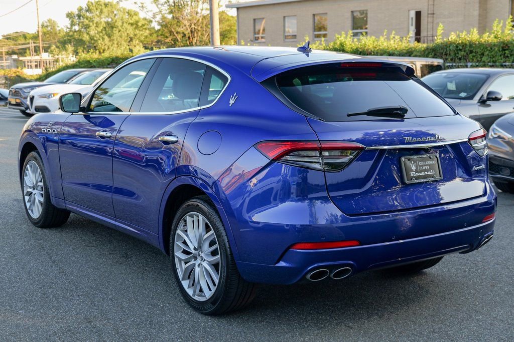 Used 2022 Maserati Levante GT image 5