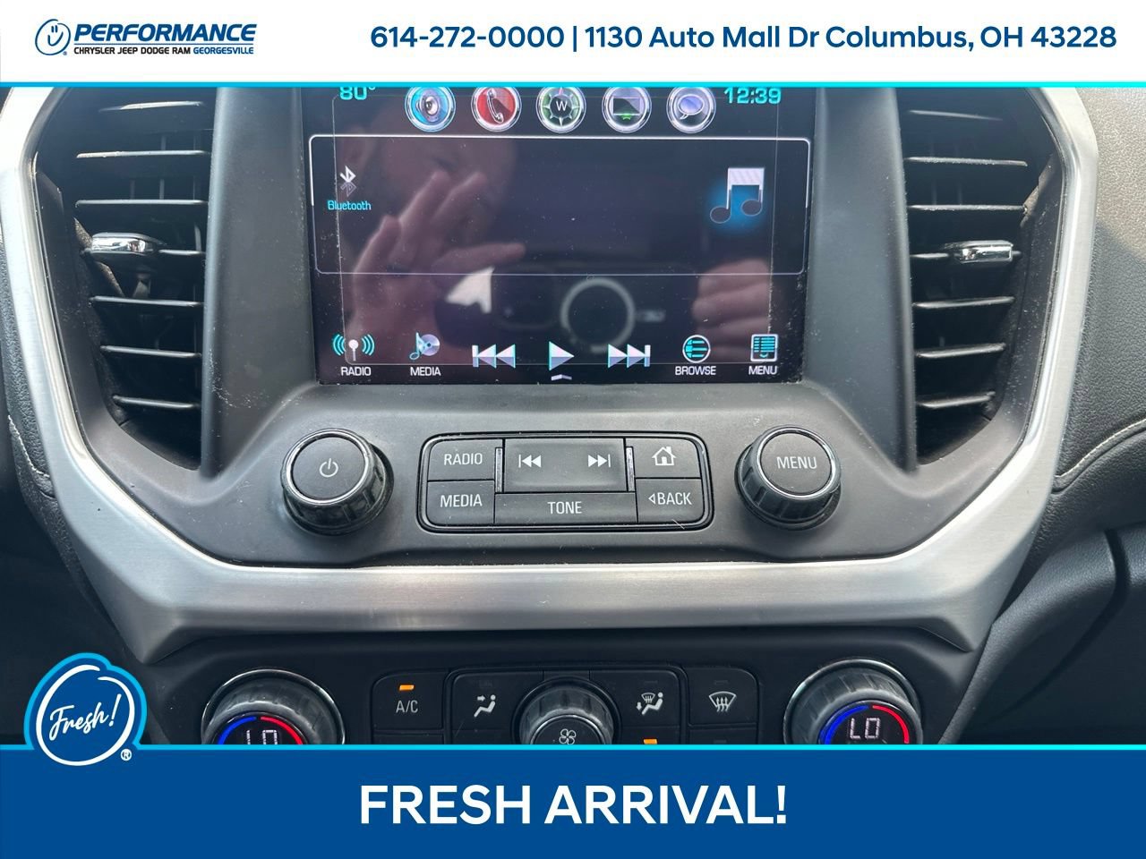Used 2018 GMC Acadia SLT w/ LPO, Floor Liner Package FWD image 20