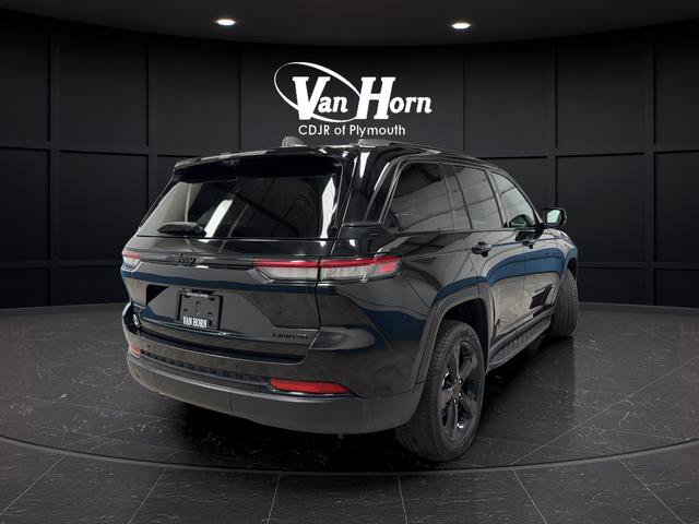 Certified 2024 Jeep Grand Cherokee Limited w/ Luxury Tech Group II AWD/4WD image 7