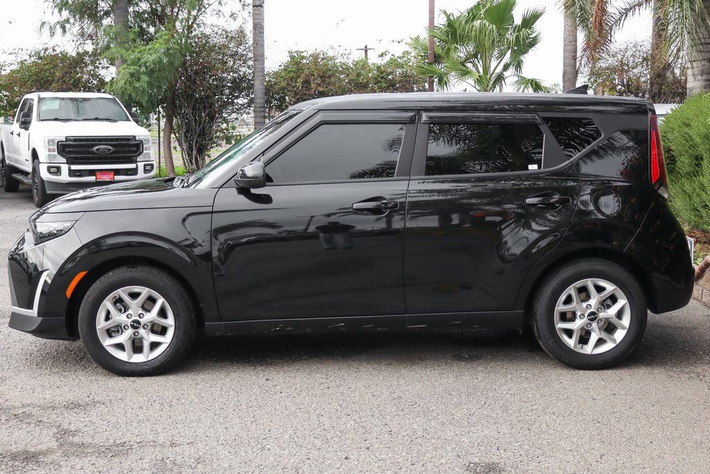Used 2024 Kia Soul LX w/ Option Group 015 image 5