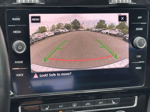Used 2019 Volkswagen GTI SE FWD image 21