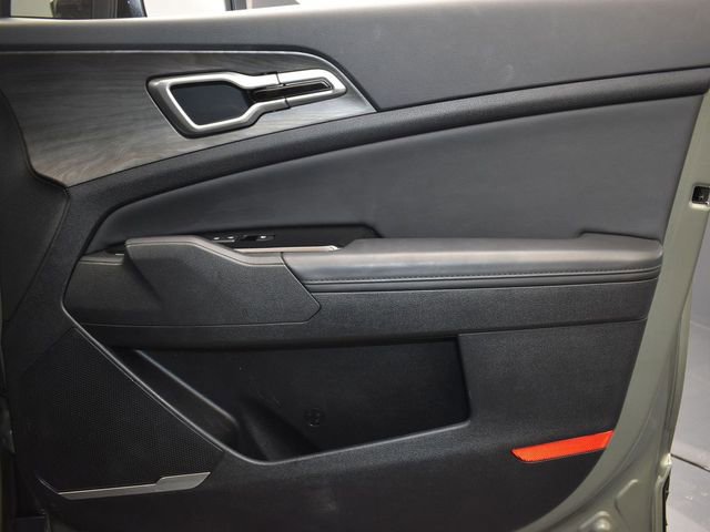 Used 2025 Kia Sportage X-Line w/ Premium Package image 13