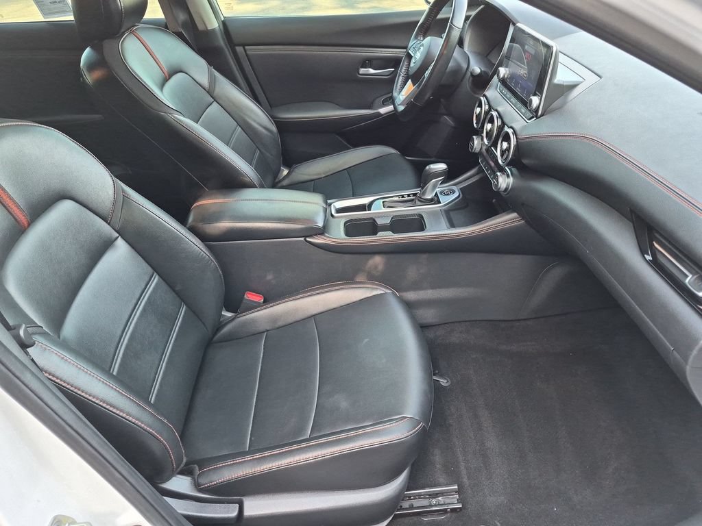 Used 2021 Nissan Sentra SR w/ SR Premium Package FWD image 28